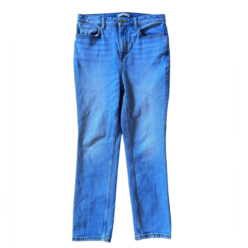 Elizabeth and James Women's High Waist The Vintage Straight Jeans .